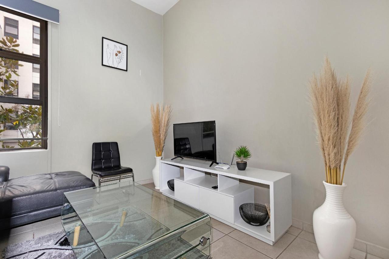 Urban Oasis Apartments At The Bolton Johannesburg Exterior foto